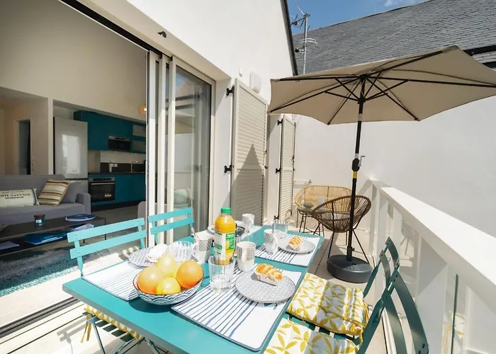 Apartment Le Clos Moguer-1 By Interhome